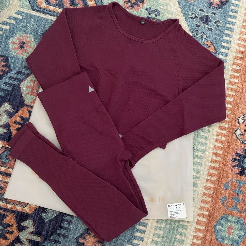 NWT Balance Athletica Quartz Energy Set in Amethyst